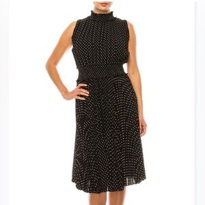 Nanette Lepore Mock Neck Sleeveless Pleated Polka Dot Dress Smocked Waist Size 4
